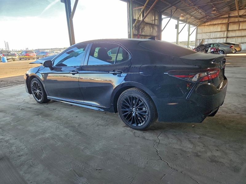 Фото 2 - TOYOTA CAMRY