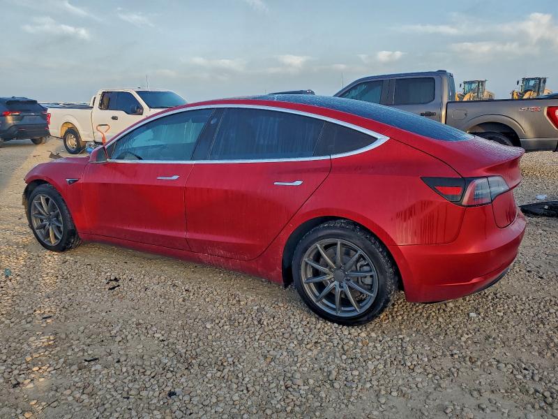 Фото 2 - TESLA MODEL 3