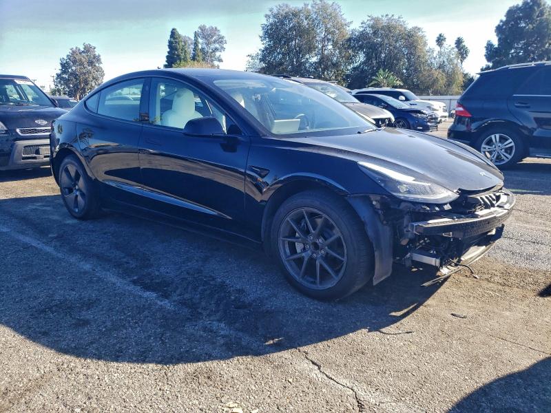 Фото 4 - TESLA MODEL 3