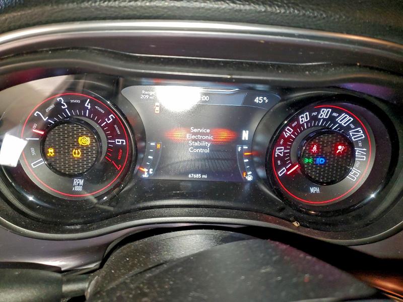 Фото 9 - DODGE CHALLENGER