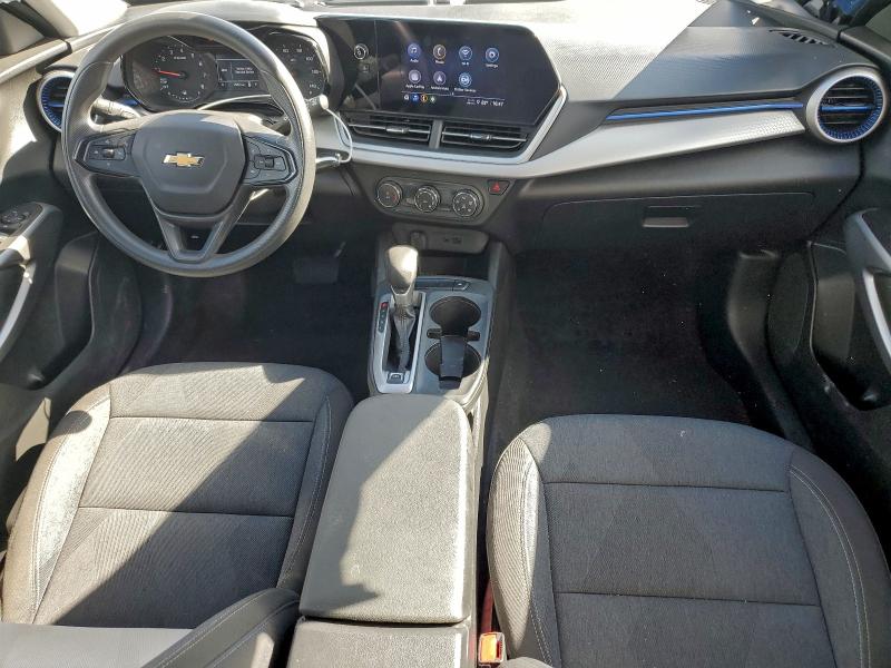 Фото 8 - CHEVROLET TRAX