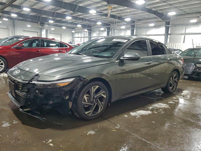 Фото 1 - HYUNDAI ELANTRA