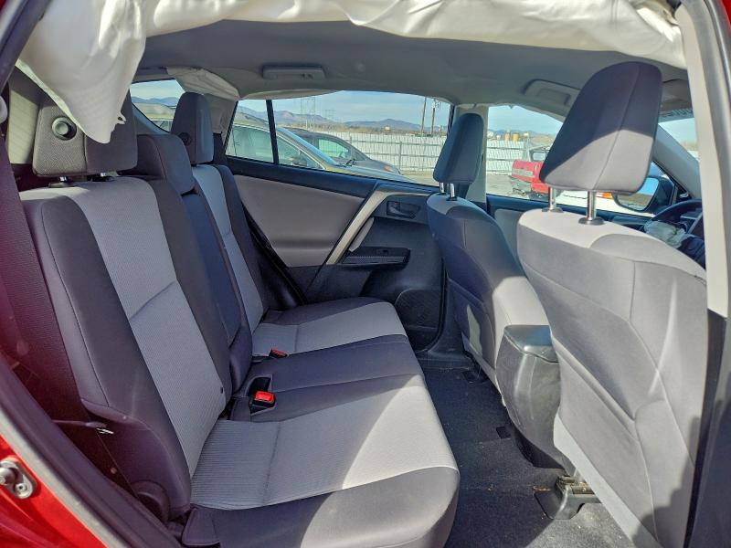 Фото 11 - TOYOTA RAV4