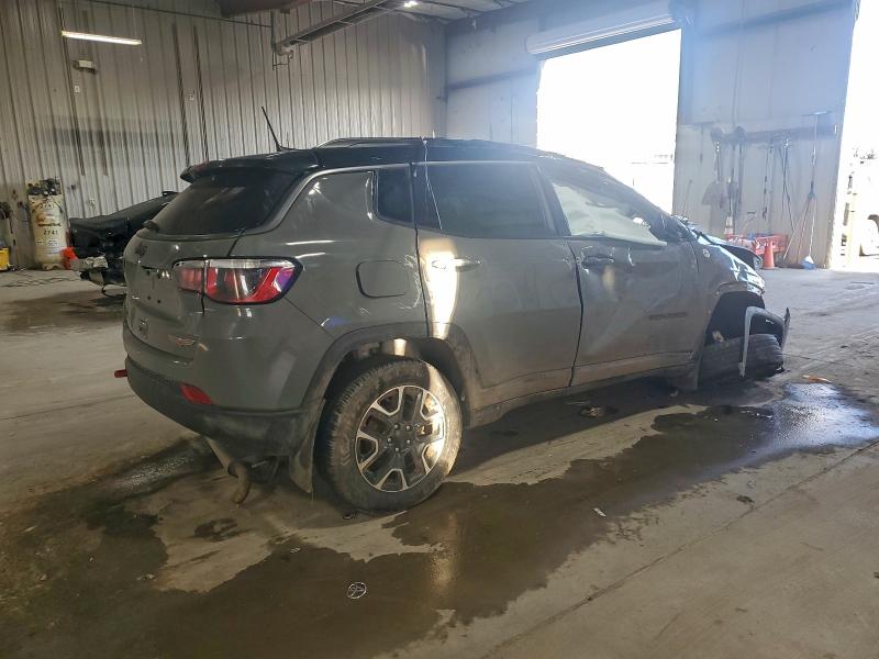 Фото 3 - JEEP COMPASS