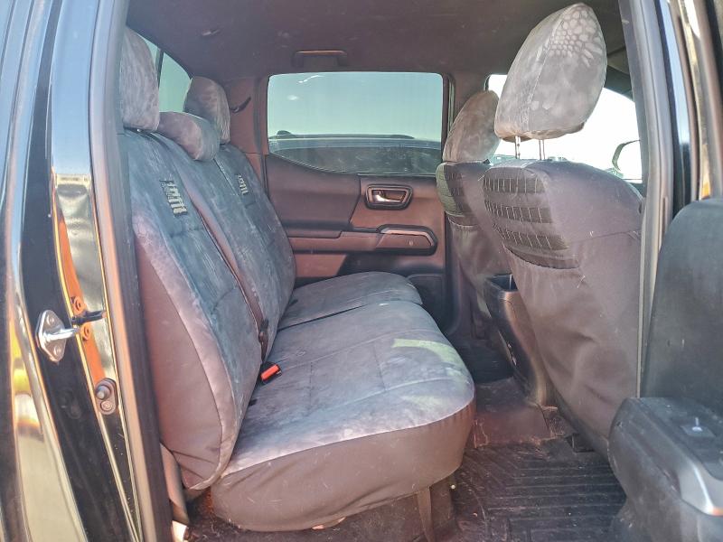 Фото 10 - TOYOTA TACOMA