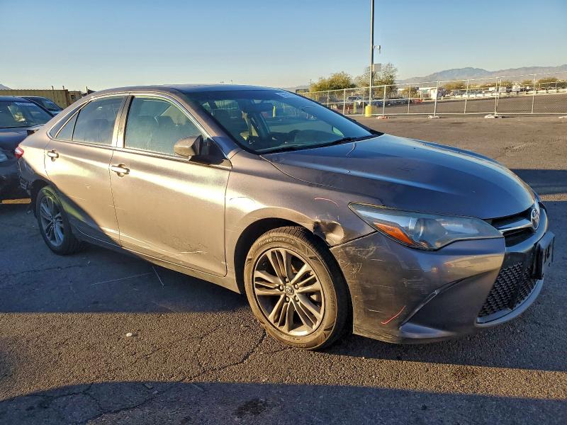 Фото 4 - TOYOTA CAMRY