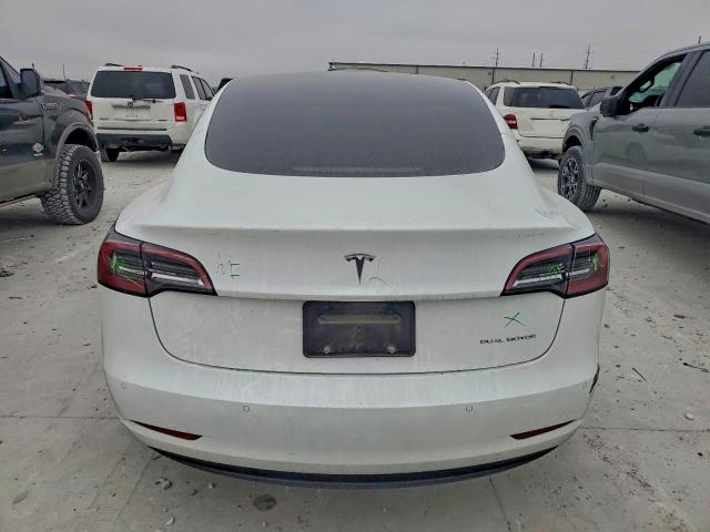 Фото 6 - TESLA MODEL 3