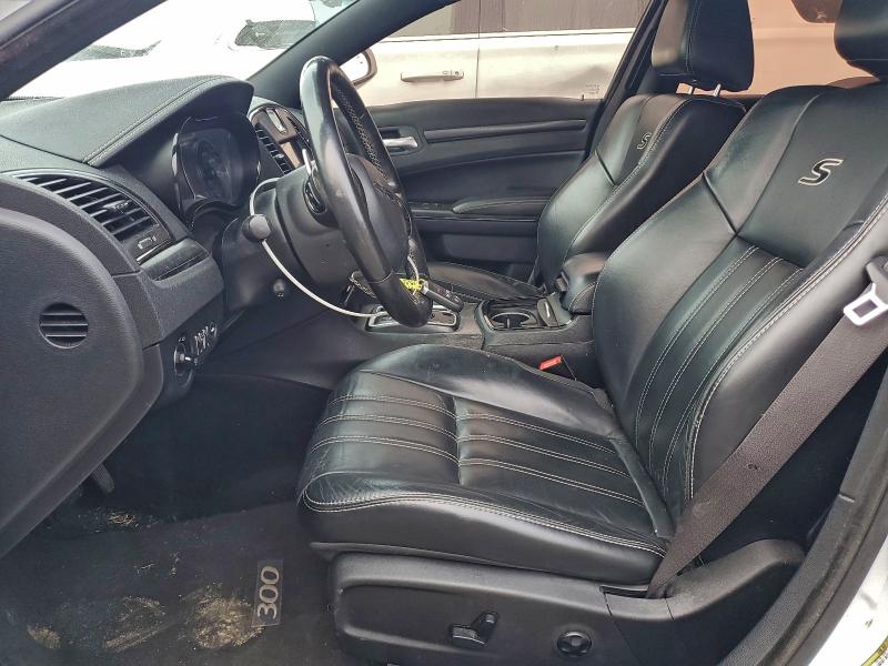 Фото 7 - CHRYSLER 300