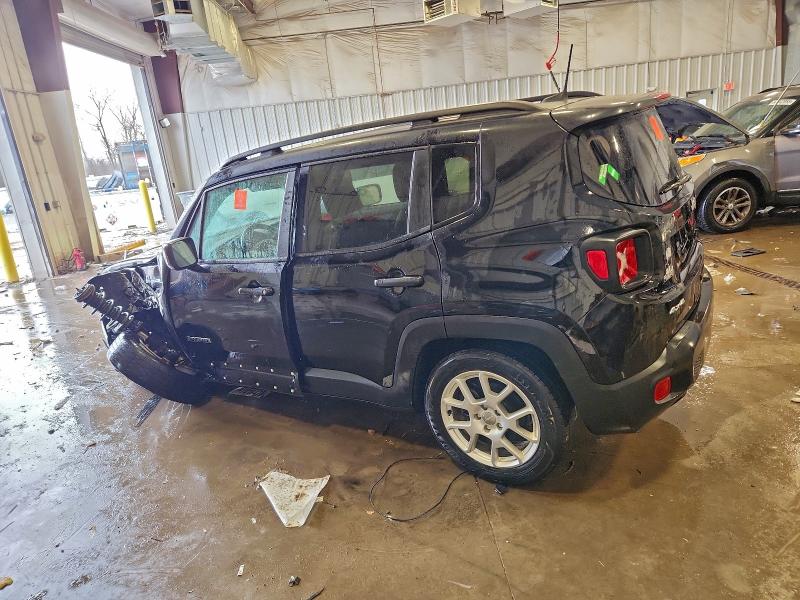 Фото 2 - JEEP RENEGADE