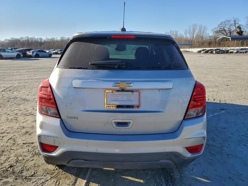 Фото 6 - CHEVROLET TRAX