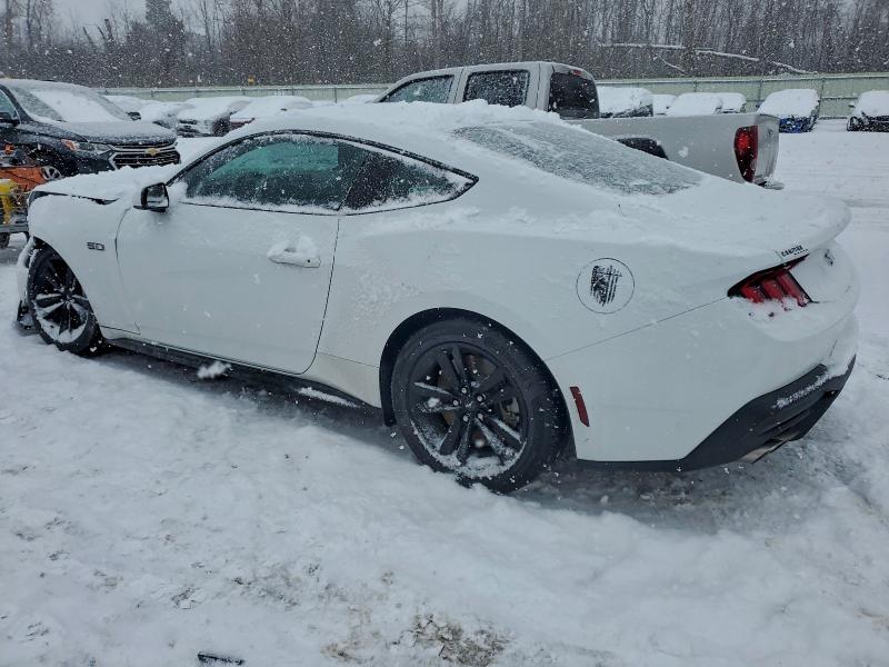 Фото 2 - FORD MUSTANG