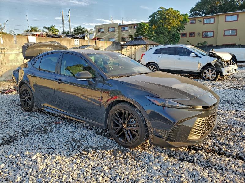 Фото 4 - TOYOTA CAMRY