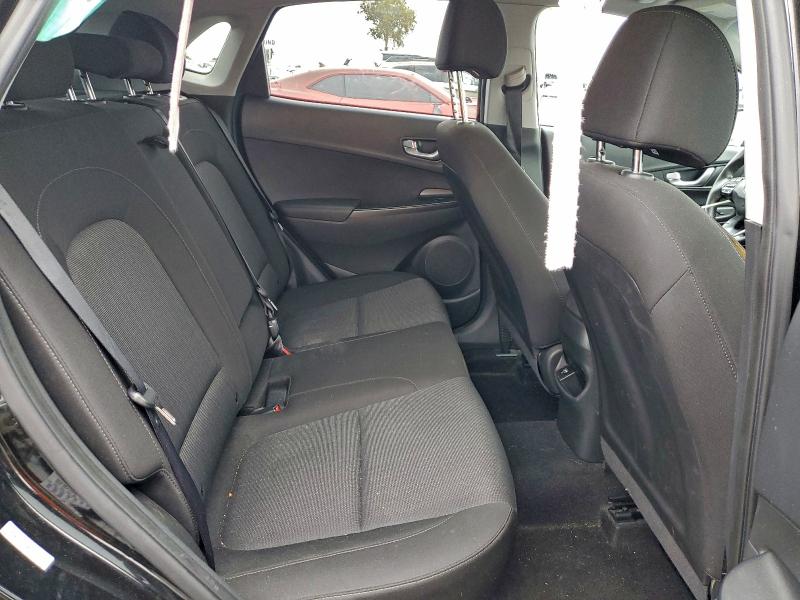 Фото 10 - HYUNDAI KONA