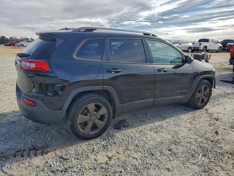 Фото 3 - JEEP GRAND CHER