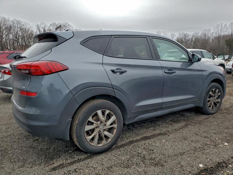 Фото 3 - HYUNDAI TUCSON