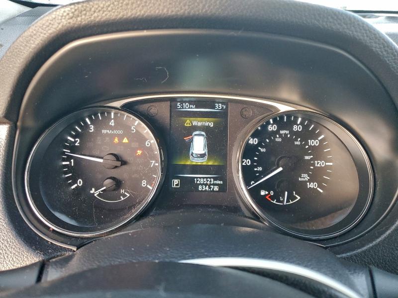 Фото 9 - NISSAN ROGUE