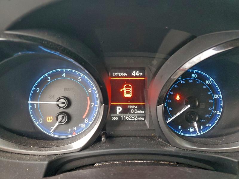 Фото 9 - TOYOTA COROLLA