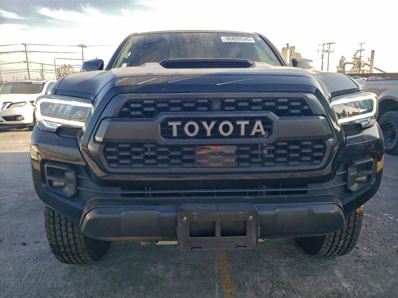 Фото 5 - TOYOTA TACOMA