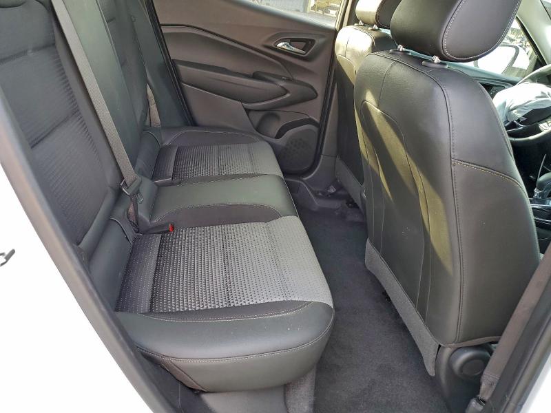 Фото 11 - CHEVROLET TRAX