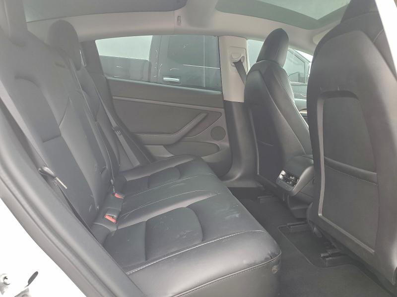 Фото 10 - TESLA MODEL 3