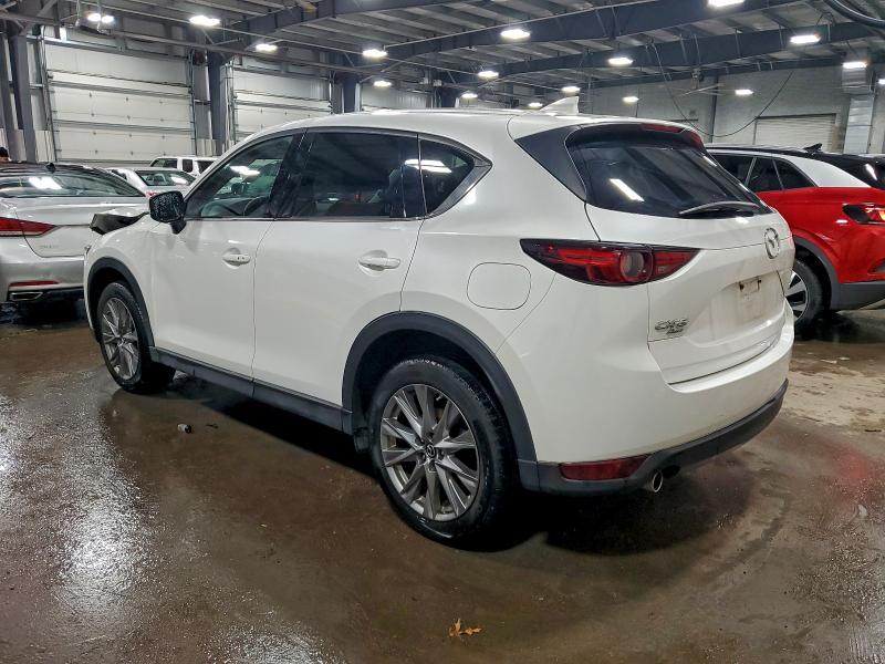 Фото 2 - MAZDA CX-5