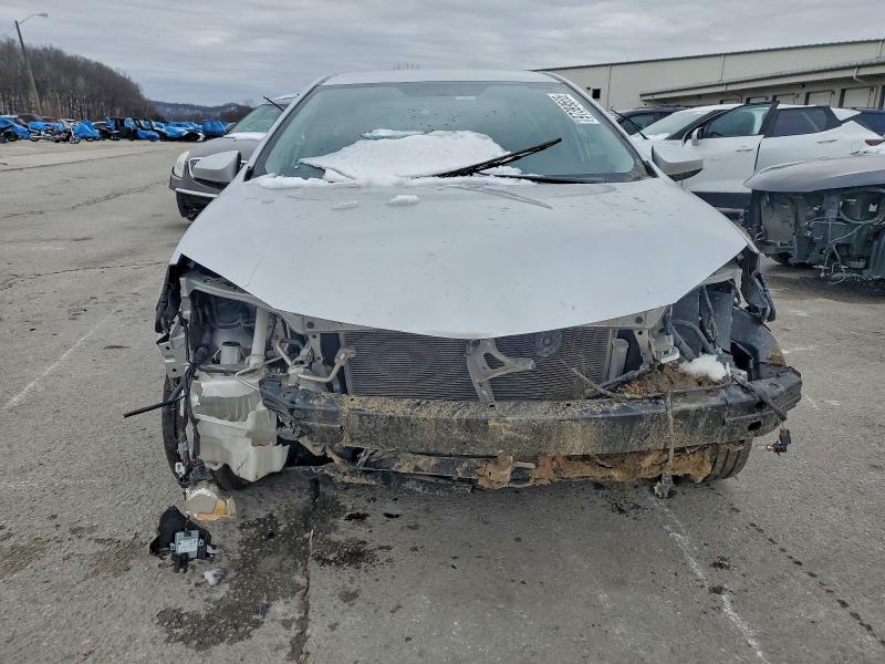 Фото 5 - TOYOTA COROLLA