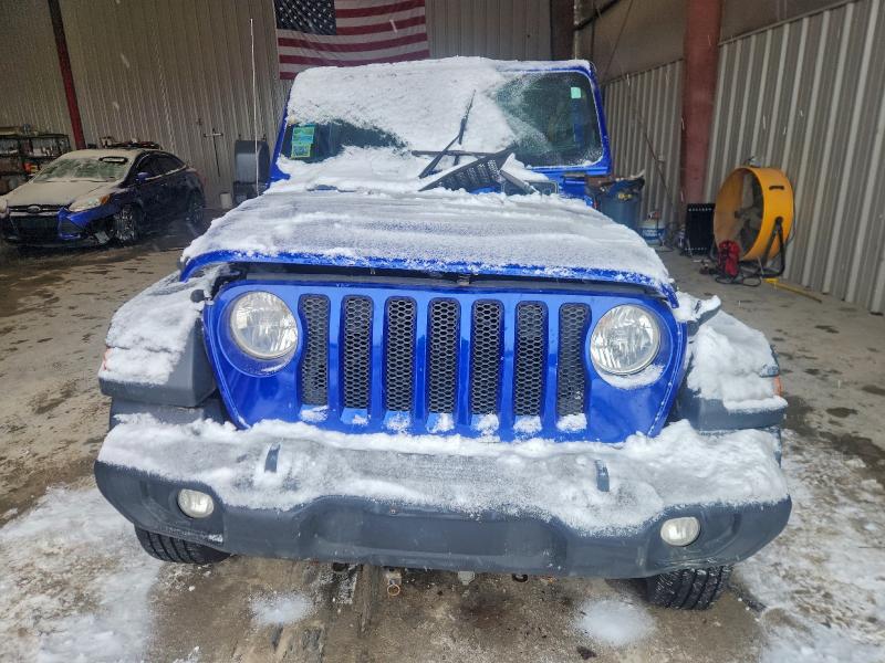 Фото 5 - JEEP WRANGLER