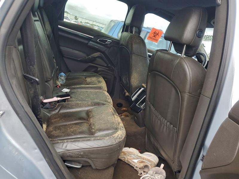 Фото 10 - PORSCHE CAYENNE