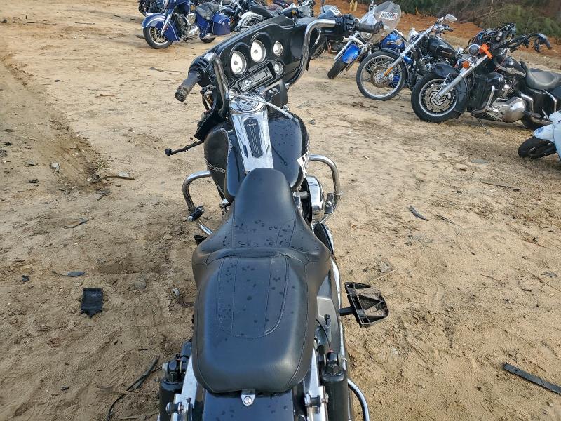 HARLEY-DAVIDSON FL 2013