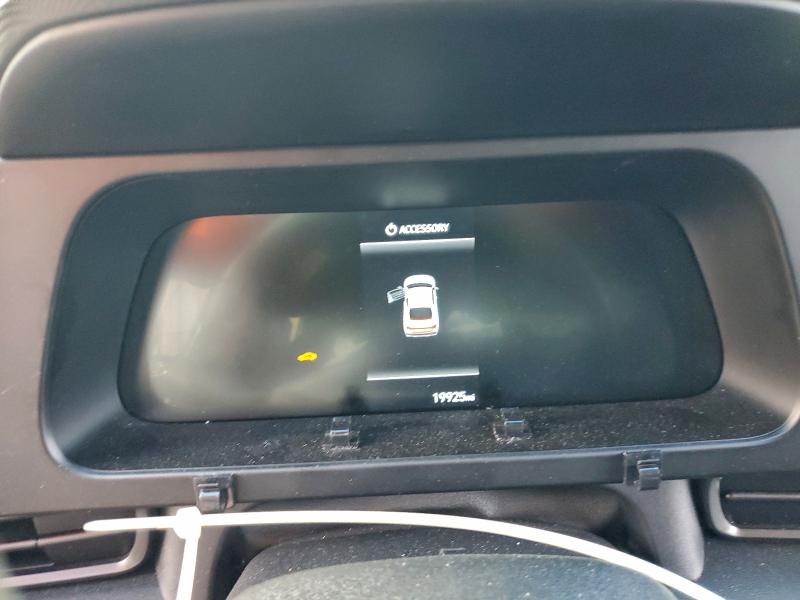 Фото 9 - HYUNDAI ELANTRA