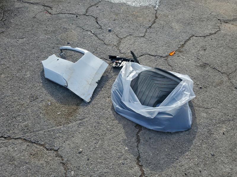 Фото 13 - GMC YUKON