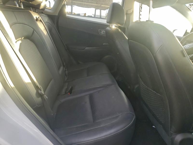 Фото 11 - HYUNDAI KONA