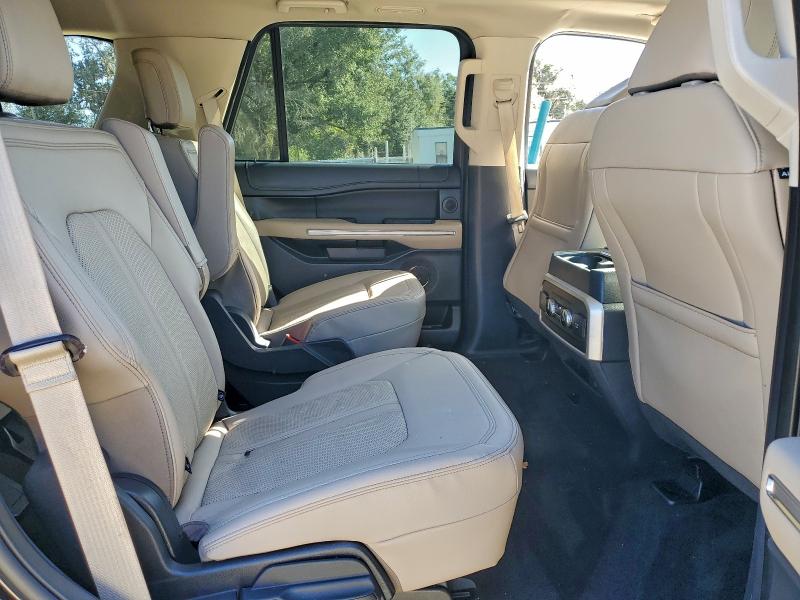 Фото 11 - FORD EXPEDITION