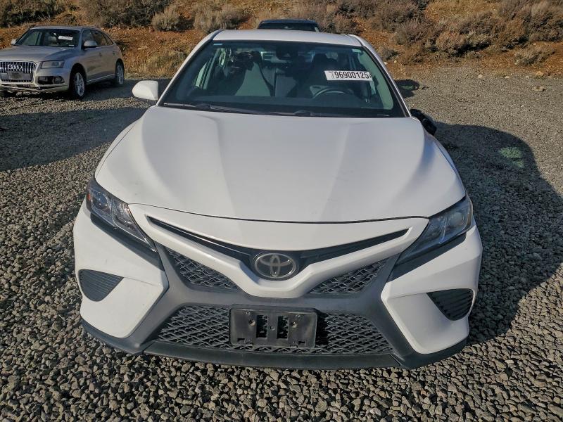 Фото 5 - TOYOTA CAMRY