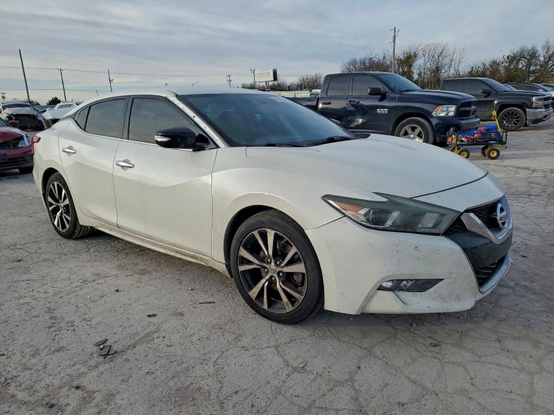 Фото 4 - NISSAN MAXIMA