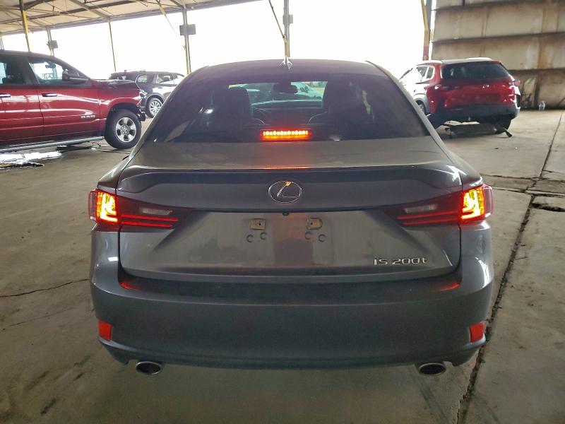 Фото 6 - LEXUS IS