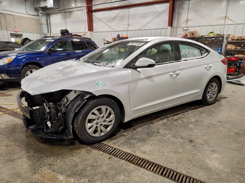 Фото 1 - HYUNDAI ELANTRA