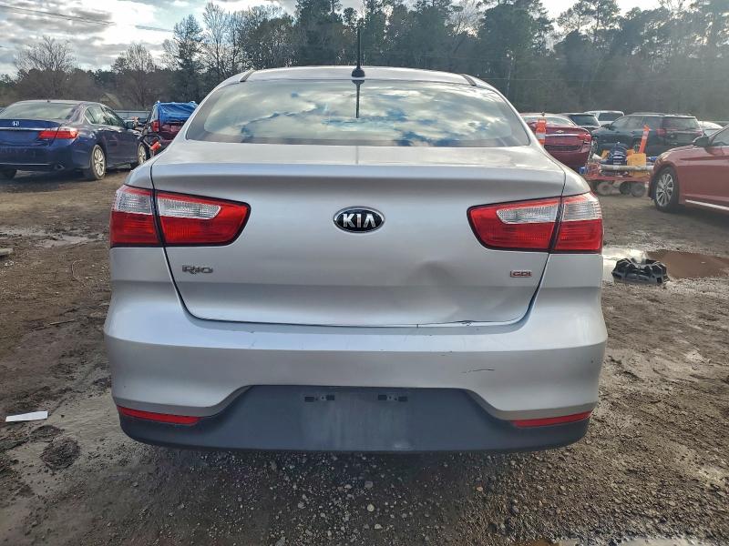 Фото 6 - KIA RIO