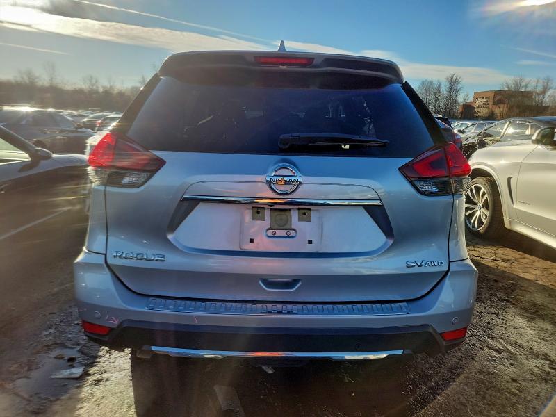 Фото 6 - NISSAN ROGUE