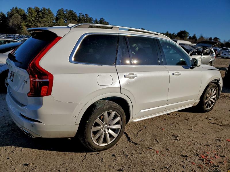 Фото 3 - VOLVO XC90