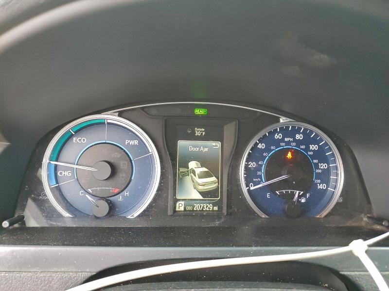 Фото 9 - TOYOTA CAMRY