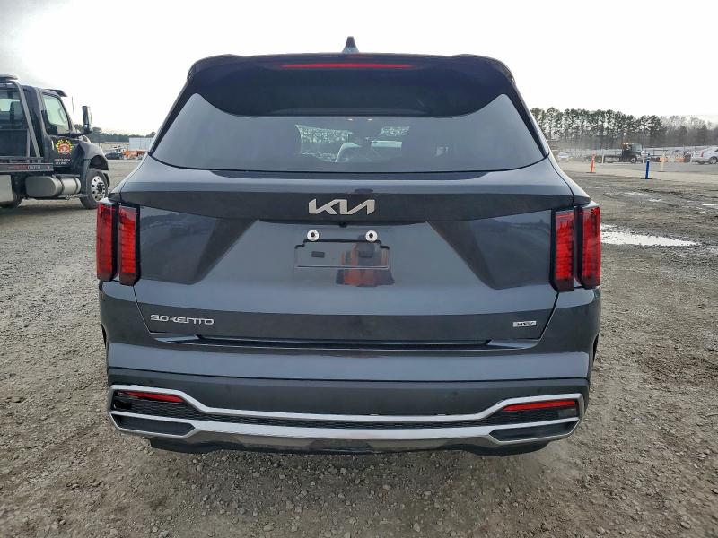 Фото 6 - KIA SORENTO