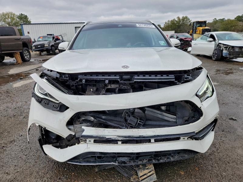 Фото 5 - MERCEDES-BENZ GLA-CLASS