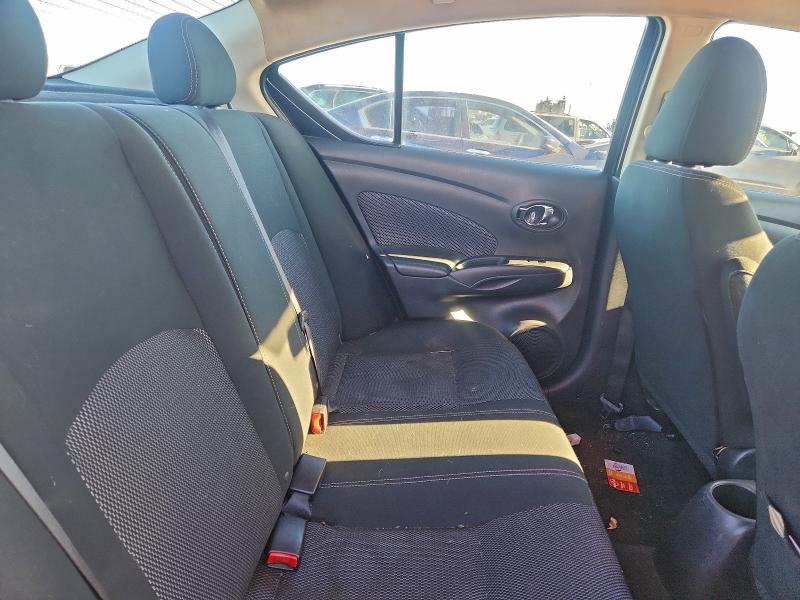 Фото 10 - NISSAN VERSA