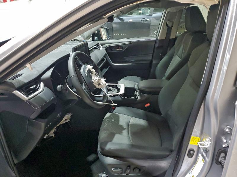 Фото 7 - TOYOTA RAV4