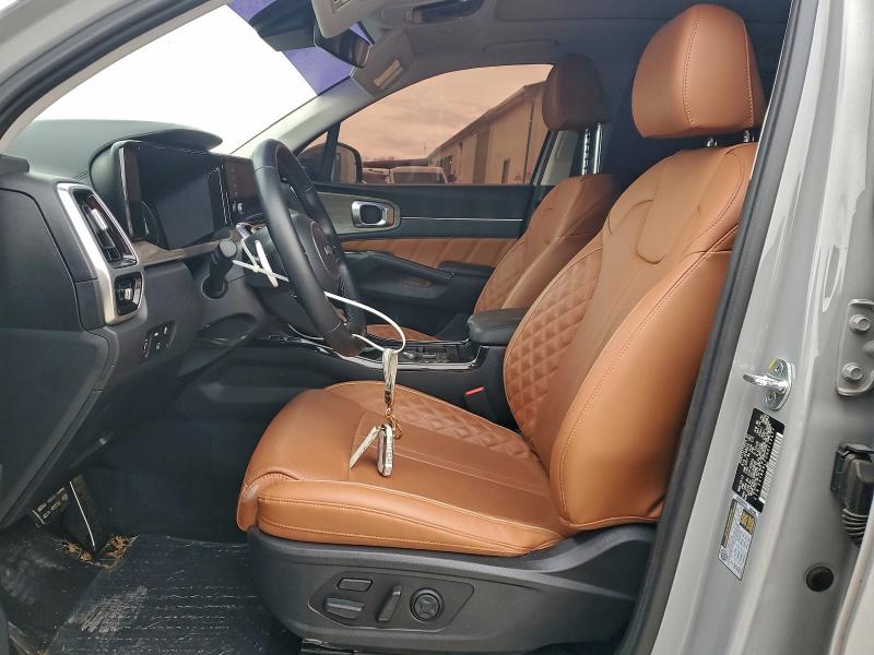 Фото 7 - KIA SORENTO