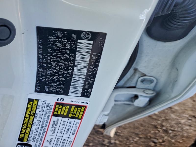 Фото 12 - TOYOTA CAMRY