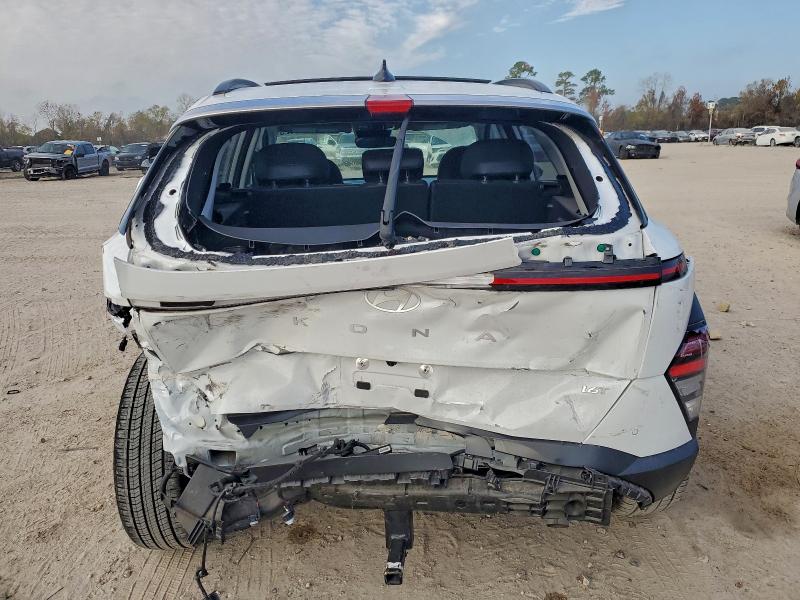 Фото 6 - HYUNDAI KONA