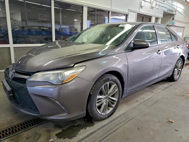 Фото 1 - TOYOTA CAMRY