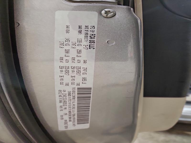 Фото 13 - CHRYSLER PACIFICA